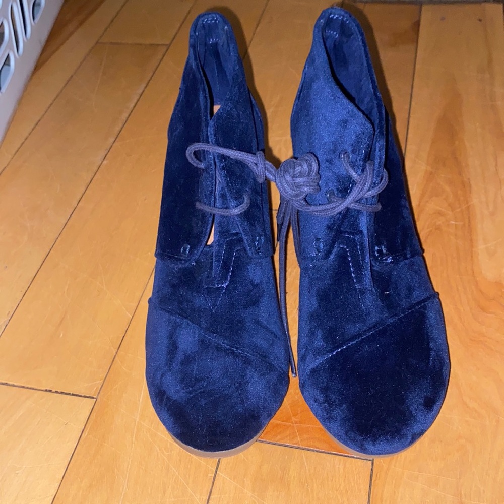 Toms women shoes- size:7.5